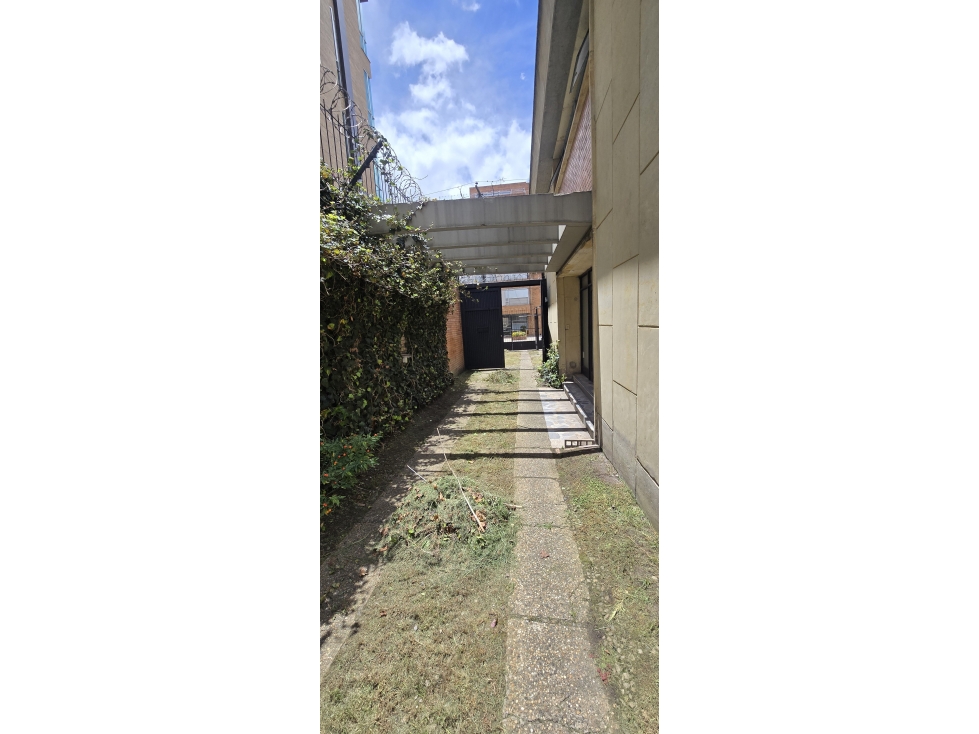 SE VENDE Y/O ARRIENDA CASA LOTE EN CONTADOR BOGOTA — foto 5