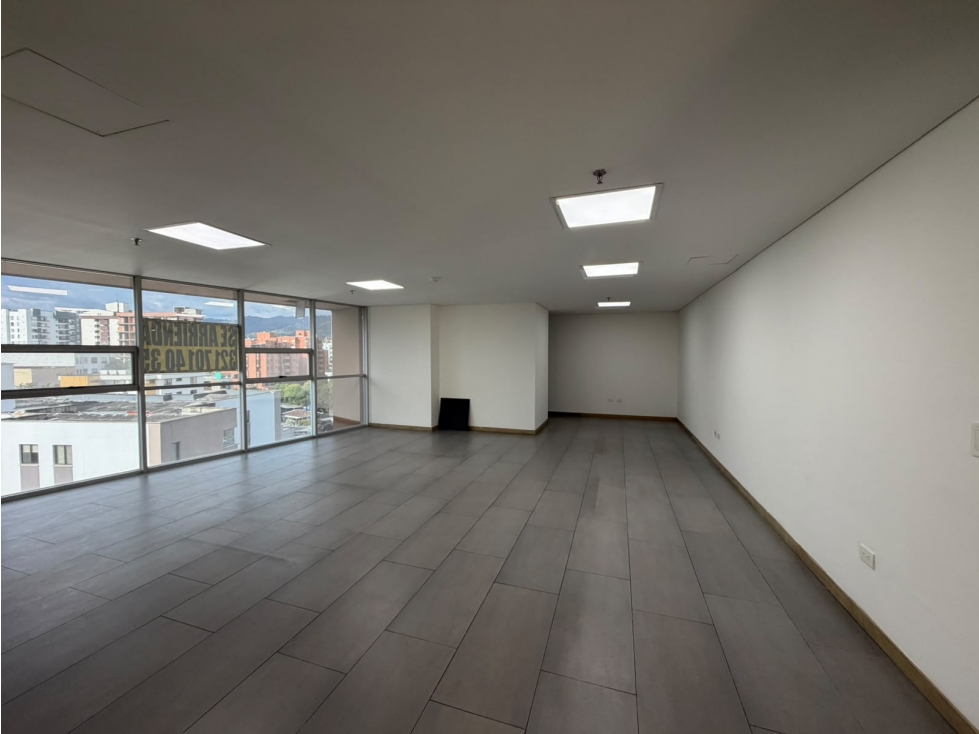 RENTA OFICINA 228MTS ALPES PEREIRA 55.44 - 82.95 - 44.98 - 44.97MTS