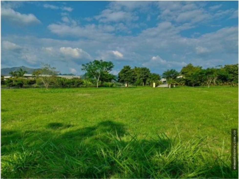 VENTA LOTE CONDOMINIO VIA CERRITOS LA VIRGINIA PEREIRA ENTRADA 4