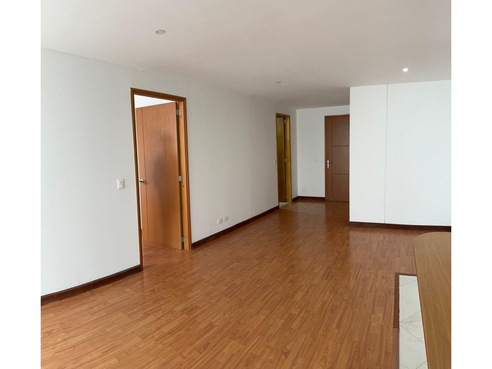 VENTA APTAESTUDIO PINARES PEREIRA