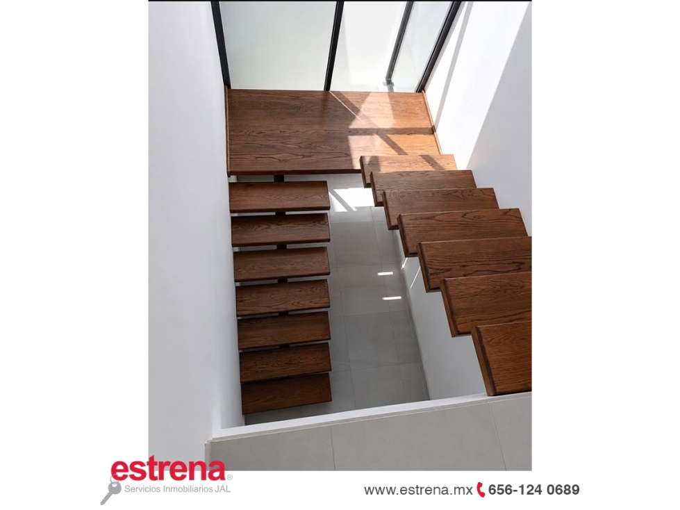 CASA DE DOBLE ALTURA EN NUEVO DESARROLLO — foto 5