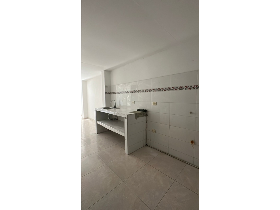 CASA EN VENTA EN CIUDAD CORDOBA DE CUATRO PISOS ORIENTE DE CALI — foto 5