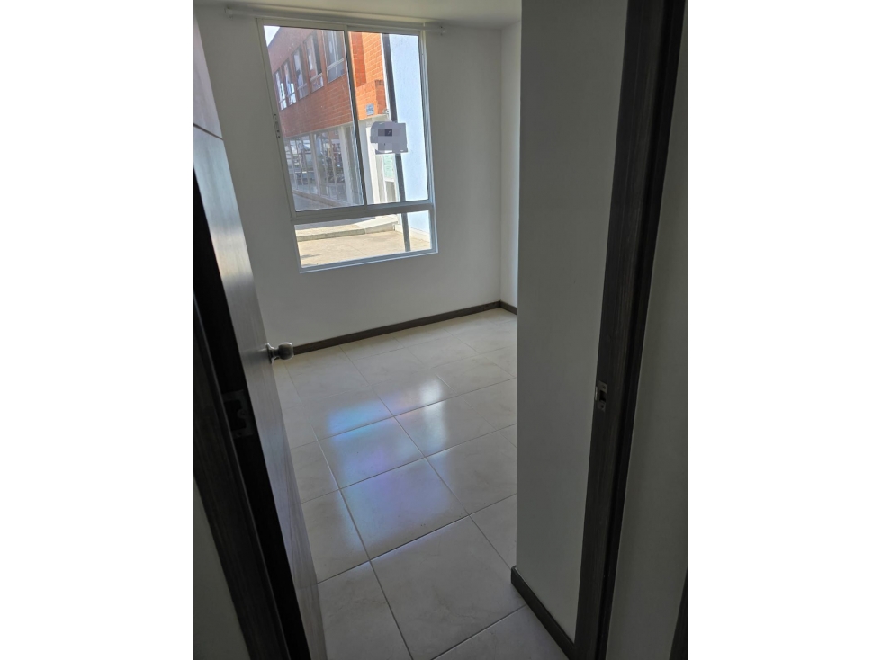 VENTA DE APARTAMENTO EN VALLE DEL LILI PISO 1 SUR DE CALI — foto 5