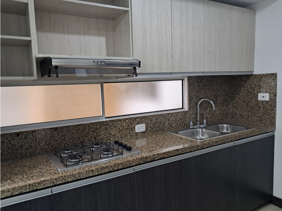 APARTAMENTO EN VENTA EN LAS MERCEDES EN PALMIRA VALLE — foto 3