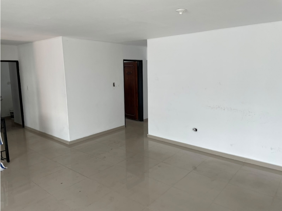 ALQUILER DE OFICINA DE 2 NIVELES EN SAN VICENTE AL NORTE DE CALI — foto 3