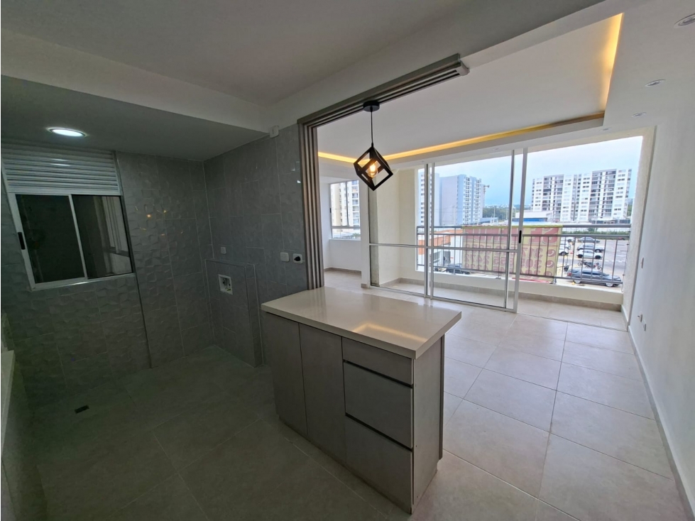 APARTAMENTO EN VENTA EN PISO 4 EN VALLE DEL LILI SUR DE CALI