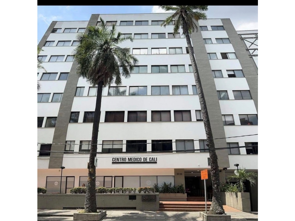 CONSULTORIO EN VENTA CENTRO MEDICO EN VERSALLES NORTE DE CALI