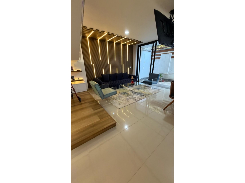 CASA EN VENTA DE 3 PISOS EN CONDOMINIO LA MORADA JAMUNDÍ VALLE — foto 2