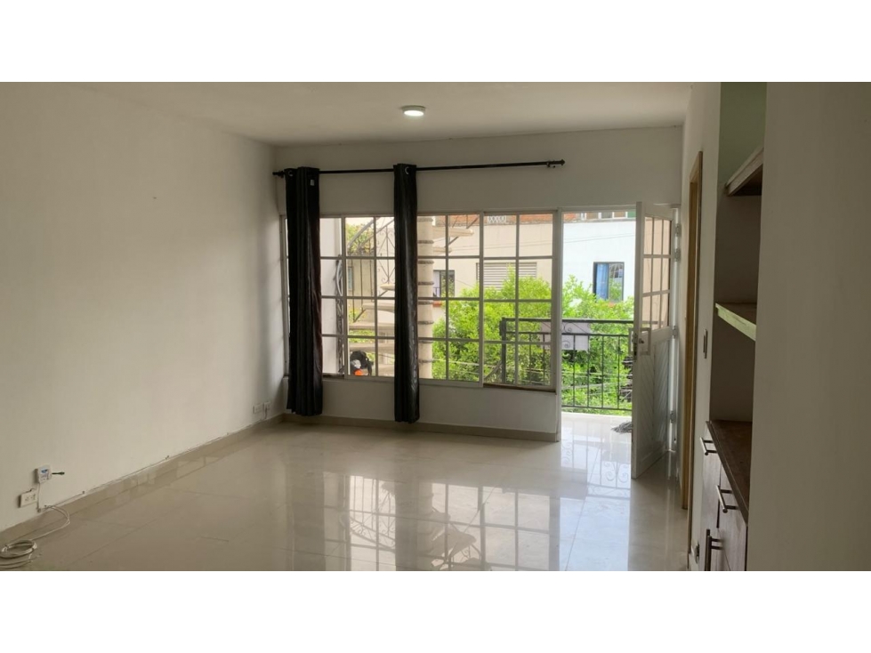 APARTAMENTO REMODELADO EN VENTA EN LA NUEVA BASE ORIENTE DE CALI