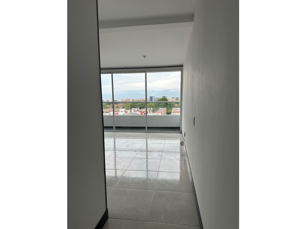 APARTAMENTO EN ALQUILER EN PORTAL DEL LILI PISO 6 SUR DE CALI — foto 3
