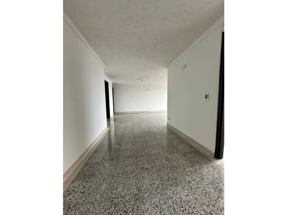 VENTA DE APARTAMENTO EN EDIFICIO CONQUISTADORES SAN FERNANDO — foto 6