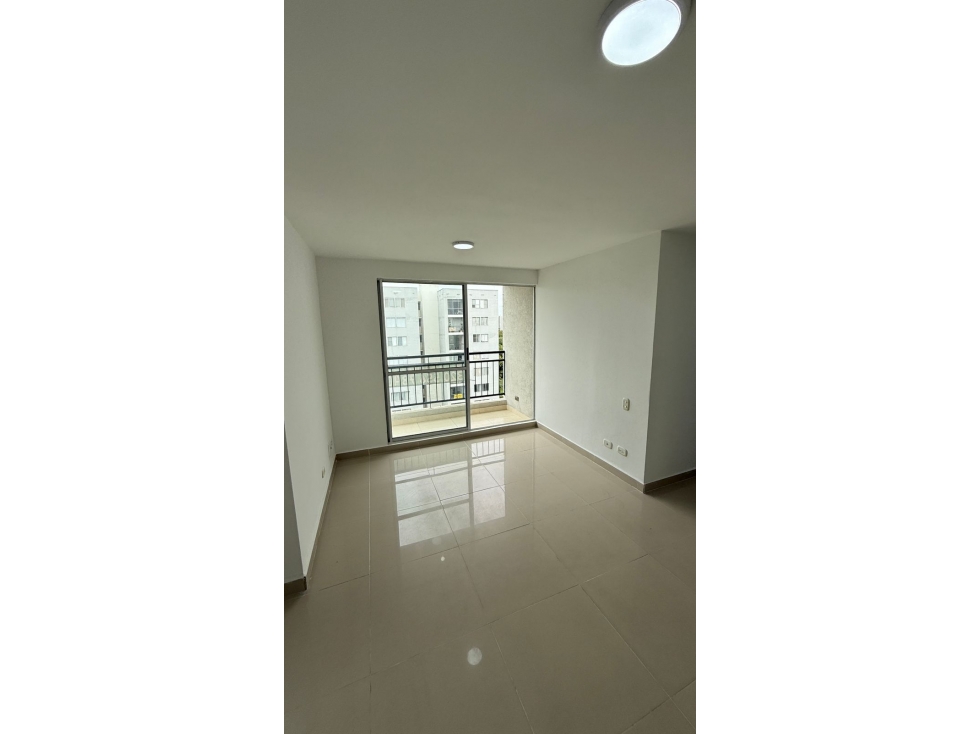 APARTAMENTO EN VENTA EN LANTANA BOCHALEMA SUR DE CALI PISO 9 — foto 2