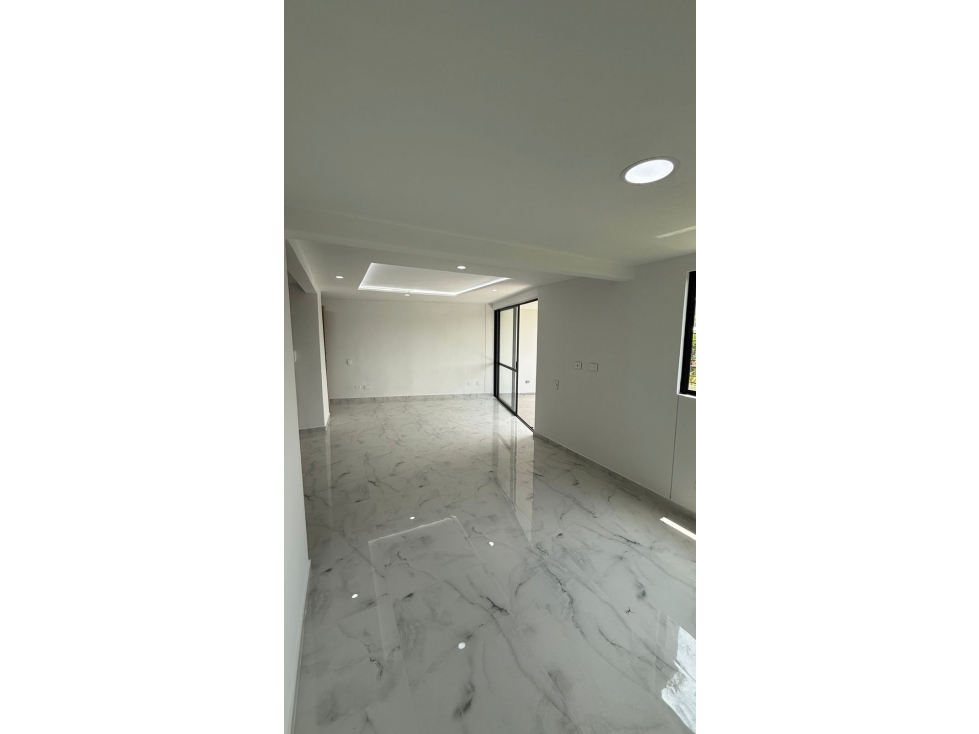 APARTAMENTO EN VENTA EN AVELLANA SUR DE CALI — foto 2