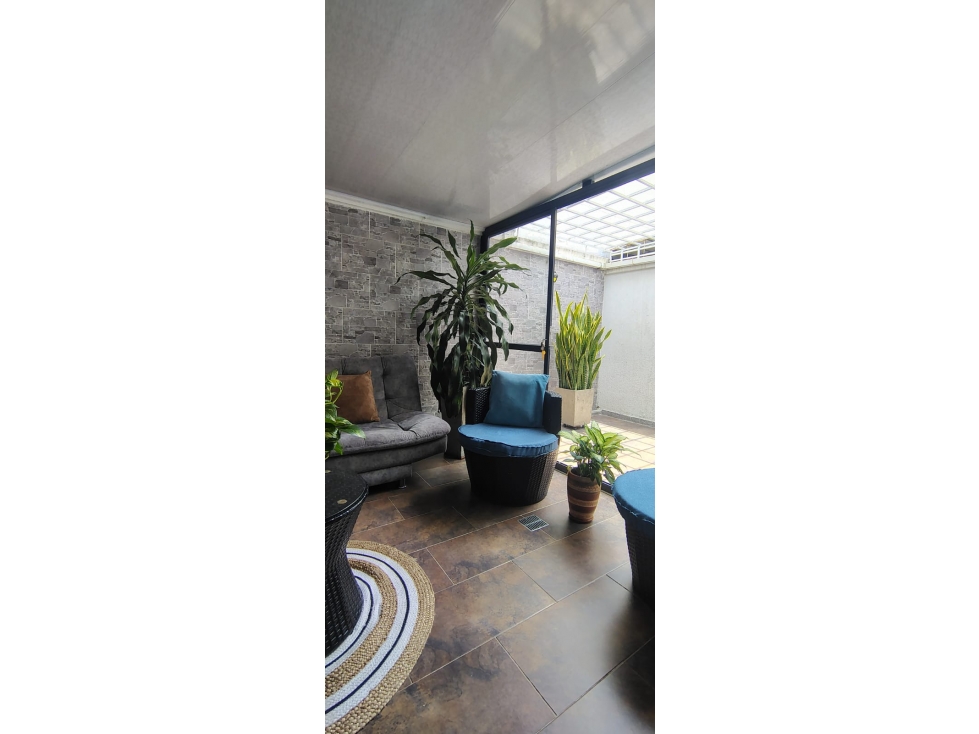 CASA EN VENTA DE 2 NIVELES EN VENTINO PARQUE NATURA JAMUNDÍ — foto 4