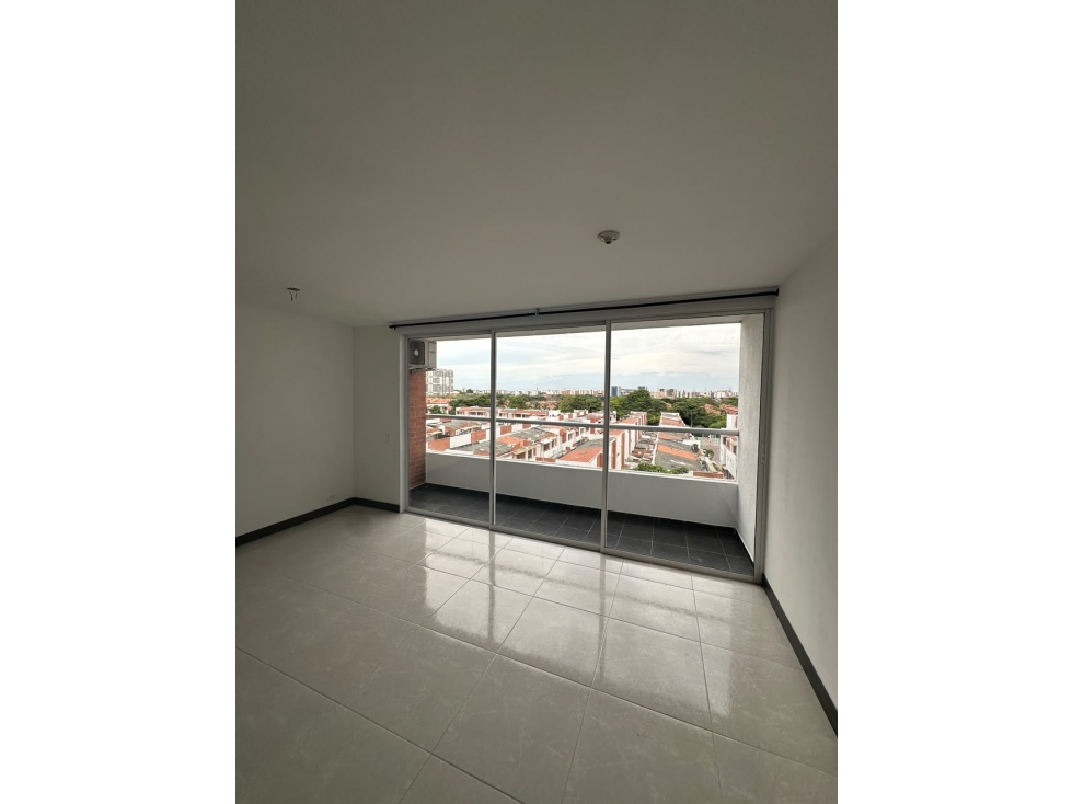 APARTAMENTO EN ALQUILER EN PORTAL DEL LILI PISO 6 SUR DE CALI — foto 2