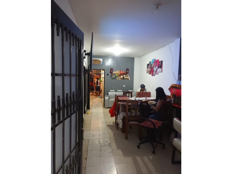 CASA EN VENTA EN SAN CARLOS DE 2 PISOS INDEPENDIENTE CENTRO DE CALI