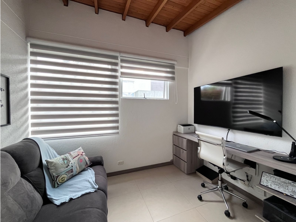 CASA DE UN NIVEL EN EL RETIRO-EXCELENTE UBICACIÓN — foto 3