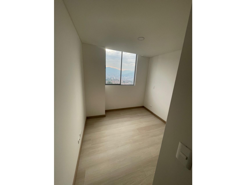 APARTAMENTO EN CAMINO VERDE ENVIGADO — foto 5