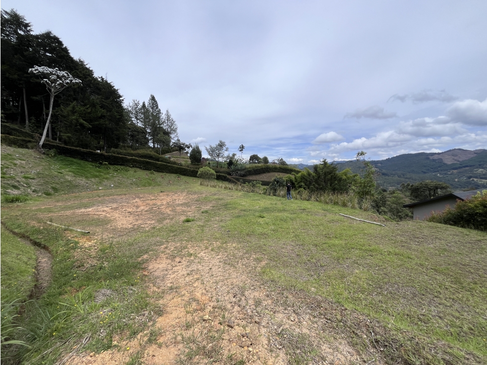LOTE EN PARCELACIÓN EN LA VÍA DON DIEGO LLANOGRANDE — foto 2