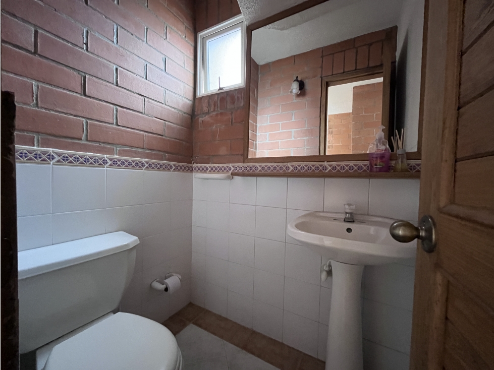 Casa en el del Retiro, muy cerca al parque — foto 5