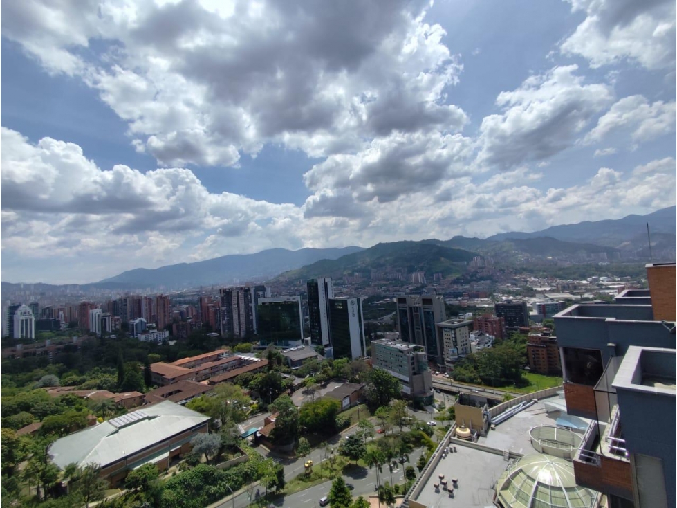 Apartamento dúplex en Los Balsos