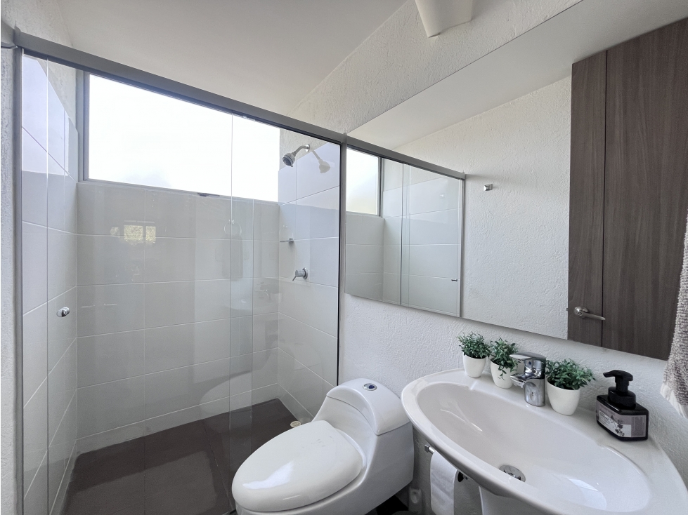 CASA DE UN NIVEL EN EL RETIRO-EXCELENTE UBICACIÓN — foto 4