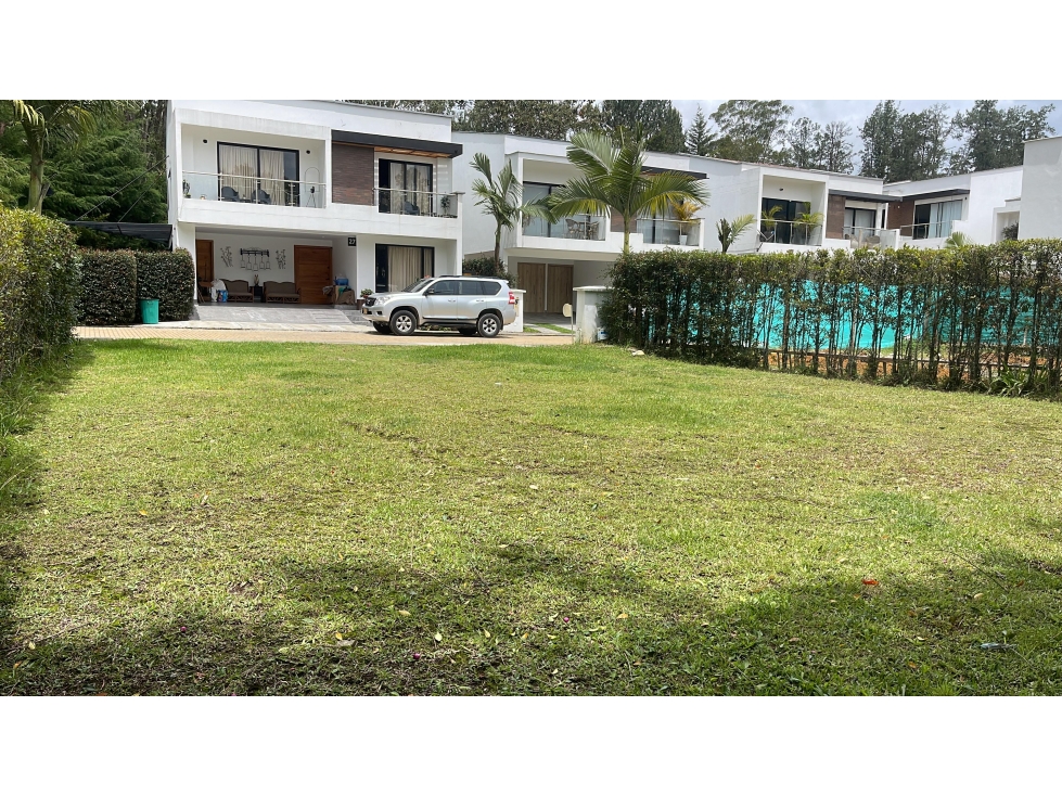 Lote en el casco urbano del Retiro. Unidad cerrada — foto 3
