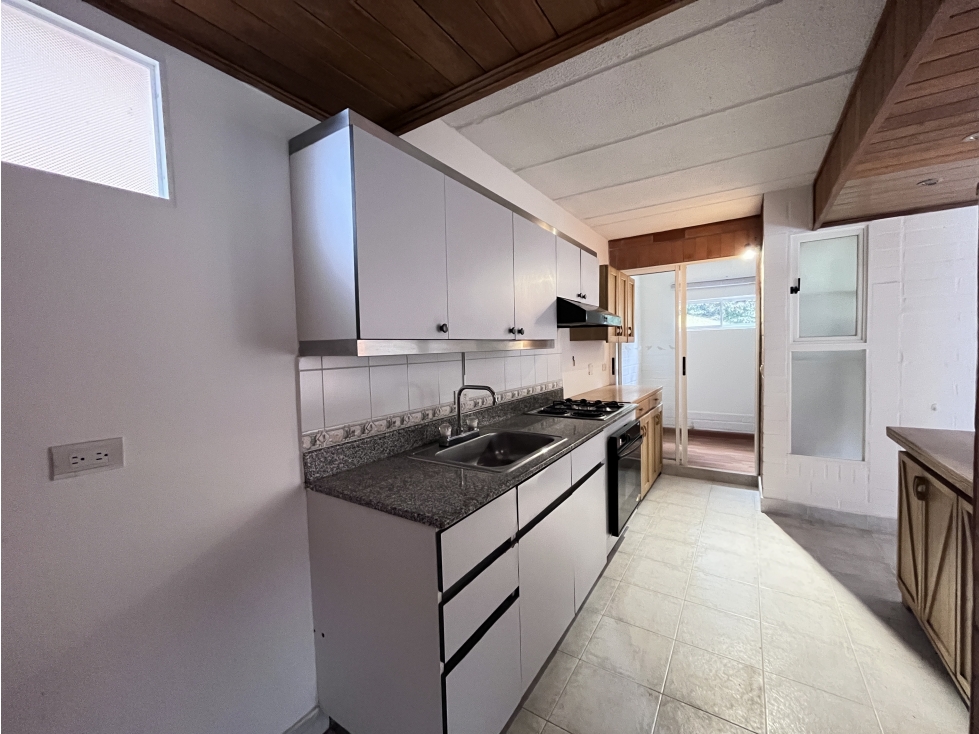 Casa en el del Retiro, muy cerca al parque — foto 4