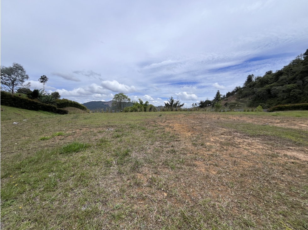 LOTE EN PARCELACIÓN EN LA VÍA DON DIEGO LLANOGRANDE — foto 4