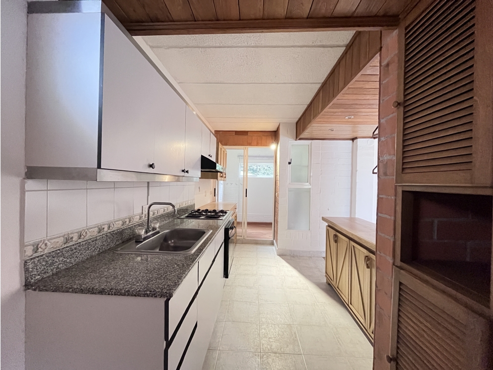 Casa en el del Retiro, muy cerca al parque — foto 6