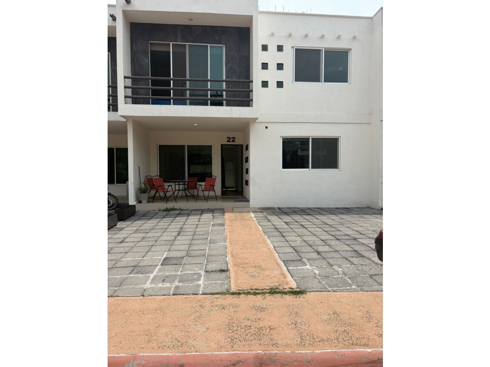 VENDO CASA JIUTEPEC,CENTRO