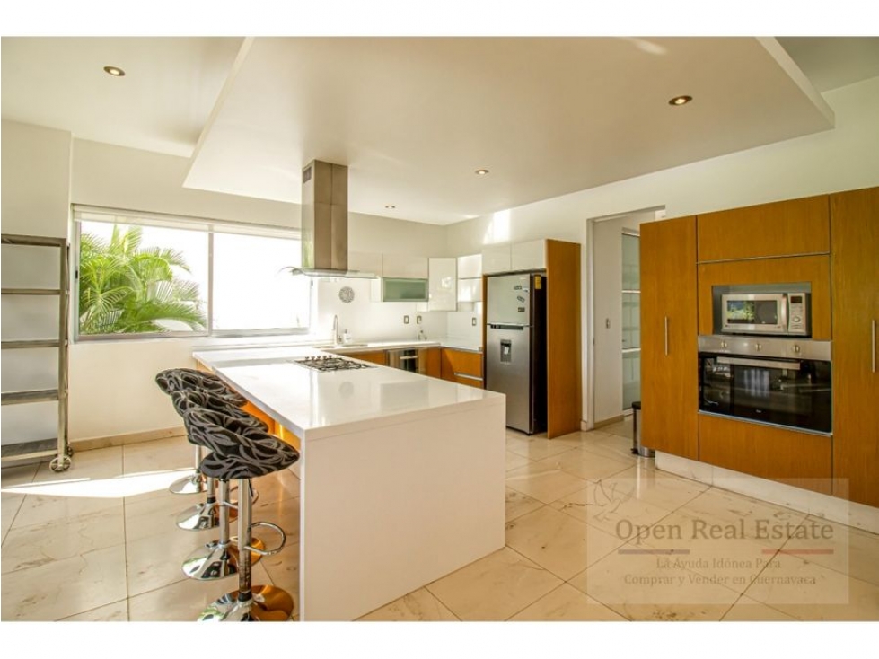 VENTA RESIDENCIA DE LUJO EN PARAISO COUNTRY E.ZAPATA,MOR - 2