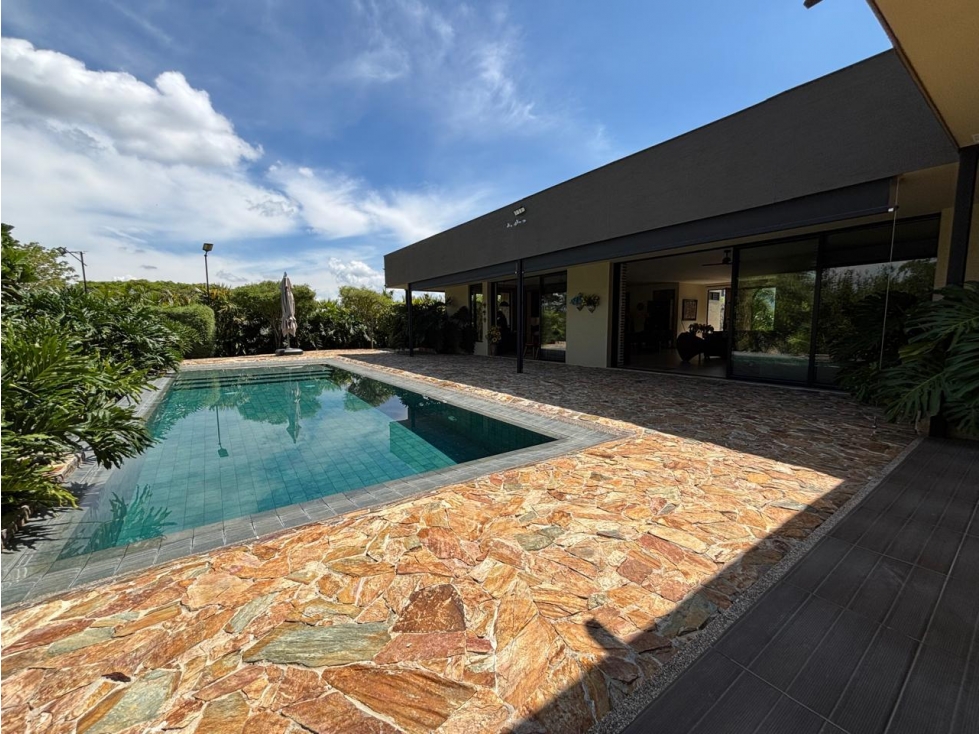 VENTA CASA CAMPESTRE EN CERRITOS