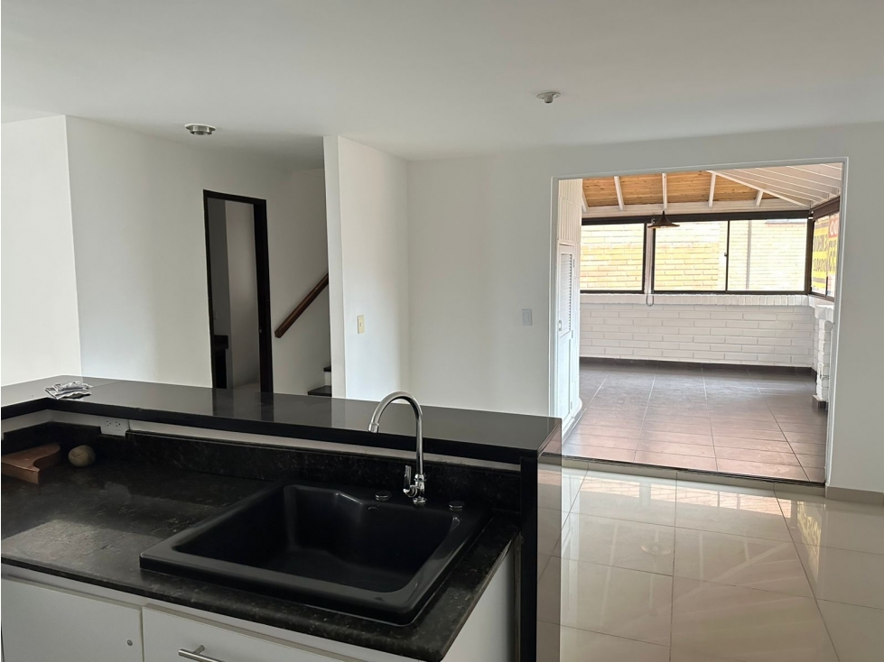 Duplex 168mts con terraza de 28mts a pasos del ViVa Envigado — foto 3