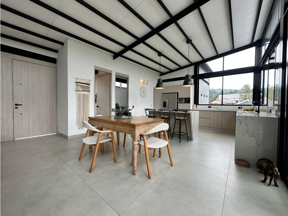Espectácular casa en El Escobero parte alta — foto 6