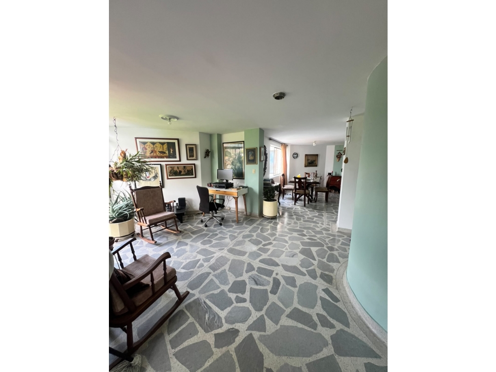 SE VENDE APARTAMENTO PRADO CENTRO