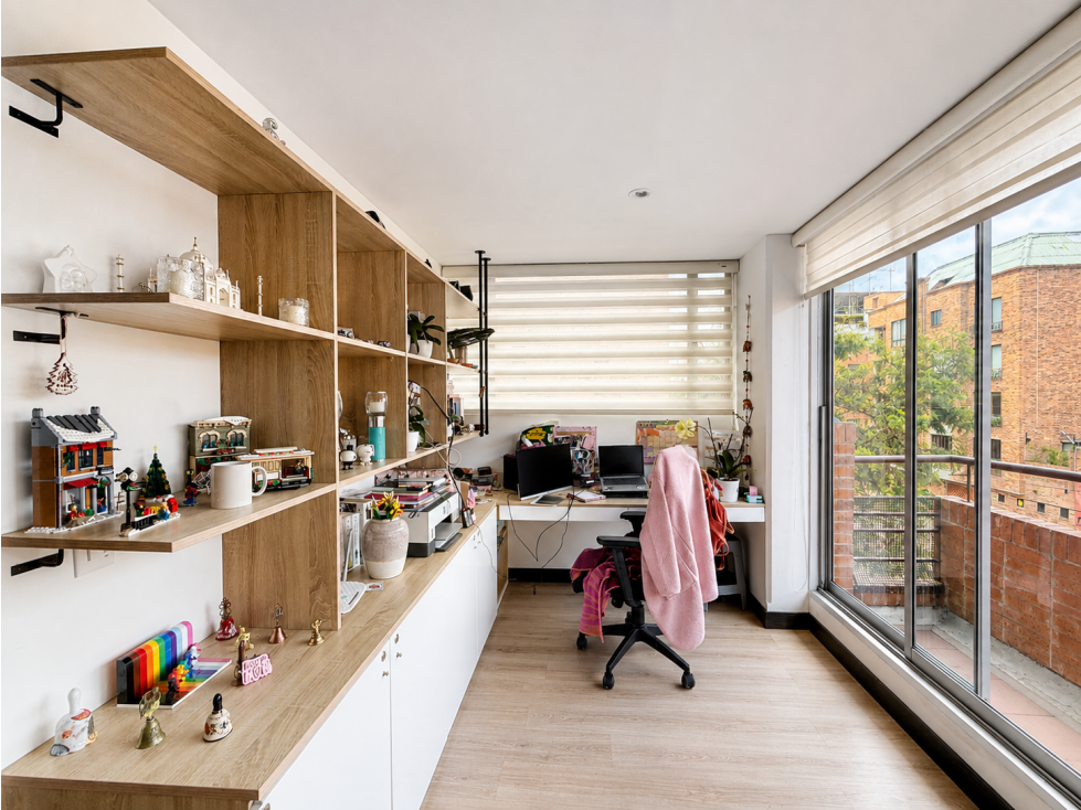 Apartamento exterior con balcones en venta en Chicó Navarra — foto 3