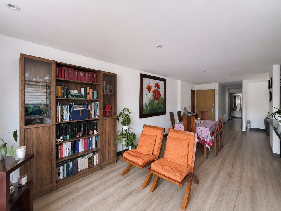 Apartamento exterior con balcones en venta en Chicó Navarra — foto 5