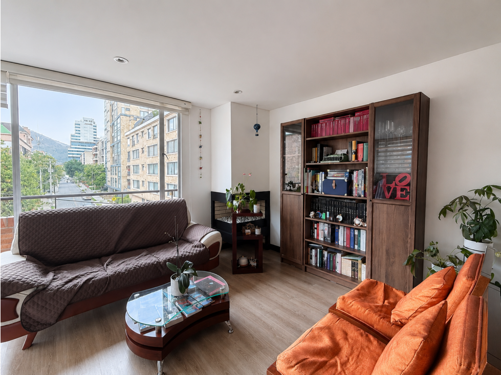 Apartamento exterior con balcones en venta en Chicó Navarra — foto 6