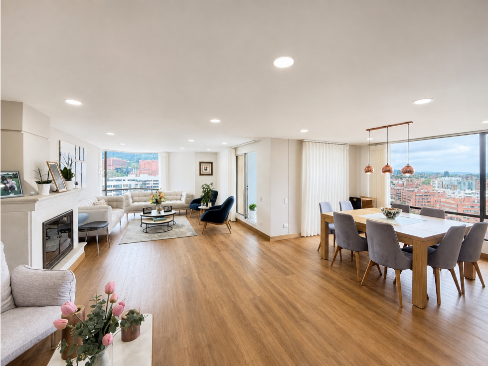 Apartamento en arriendo | Santa Bárbara | 250 m² | 4 habitaciones