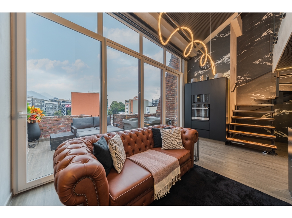 Pent-house amoblado - Venta Chico