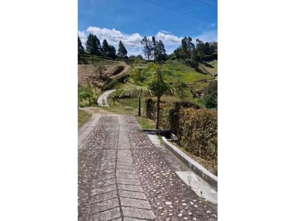 LOTE EN VENTA MARINILLA
