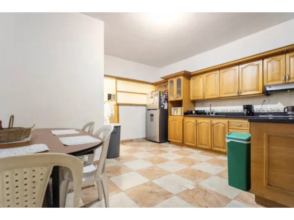 Casa Comercial En Lorena, Laureles Zona De Alta Valorización — foto 3