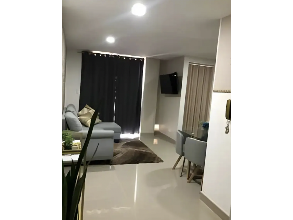 Venta Apartamento Amoblado En Santa Lucia Medellin Cerca Al Metro — foto 4