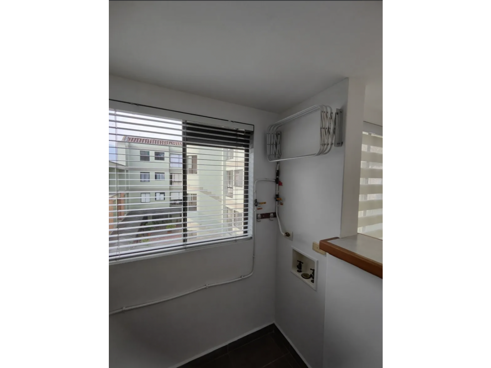Apartamento En Laureles, Remodelado, Precio De Oportunidad — foto 5