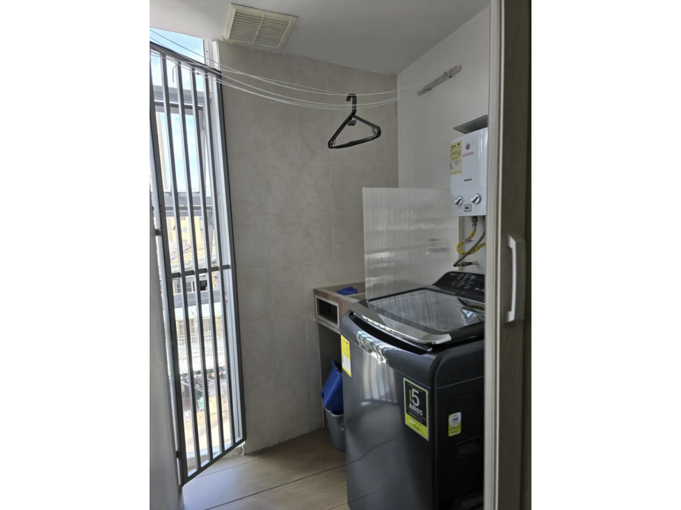 Venta Apartamento Amoblado En Santa Lucia Medellin Cerca Al Metro — foto 6