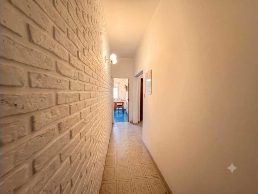 Casa EN VENTA- BARRIO SANTA ELENA - 3