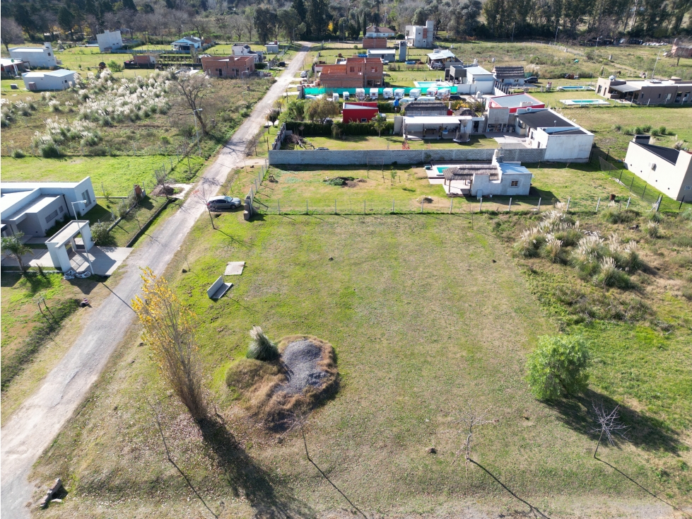 LOTE EN VENTA EN AYRES DE SAN ANTONIO BARRIO ABIERTO LUJÁN - 3