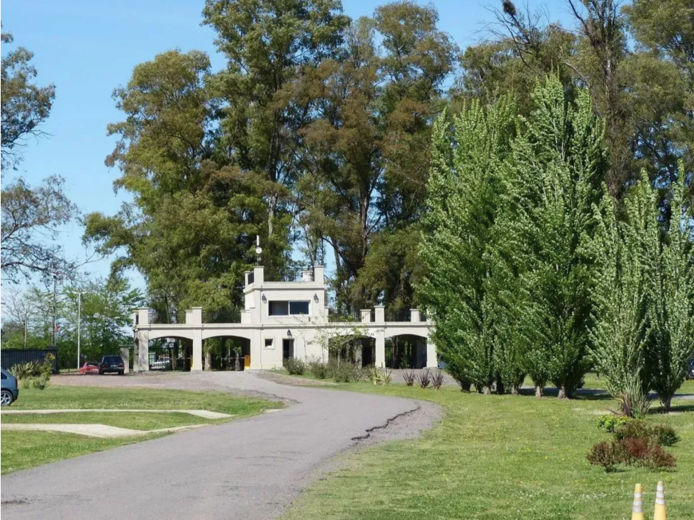 LOTE EN VENTA EN BARRIO PRIVADO LA ELINA COMARCAS DE LUJÁN - 2