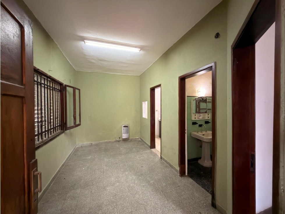 CASA EN ALQUILER CARLOS PELLEGRINI 825 A METROS DE HUMBERTO - 4